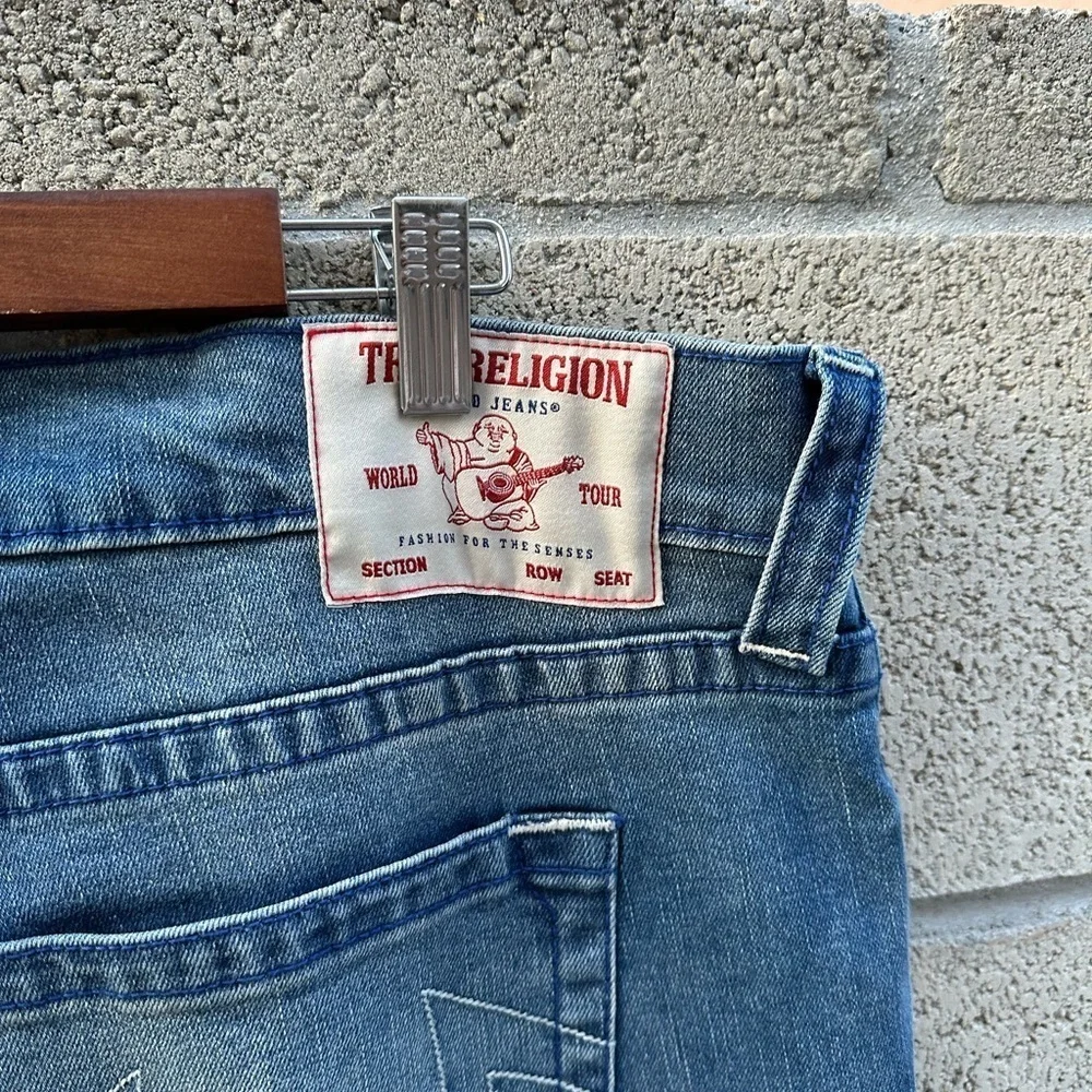 True Religion Geno Relaxed Slim Medium Blue Wash Men’s Size 42